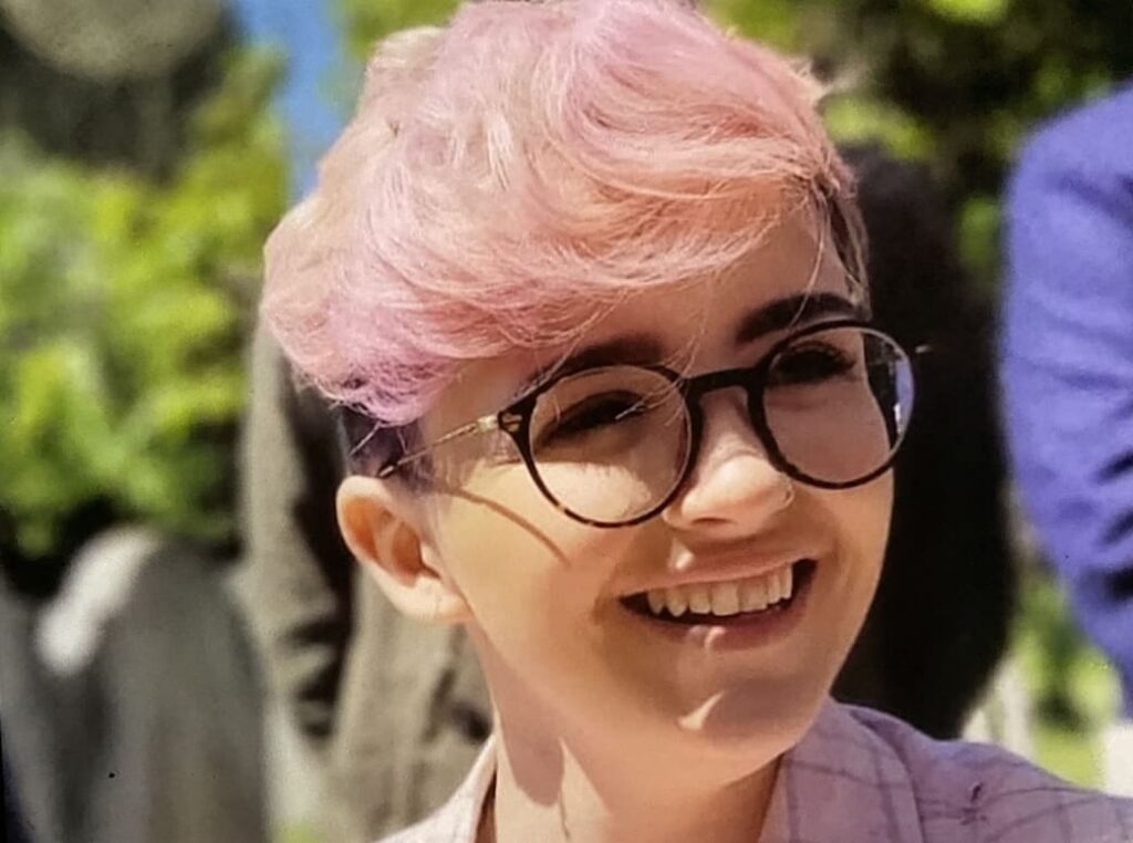 Deaf TikTok Star's Death Linked to Mental Health Service 'Failures,' According to Inquest