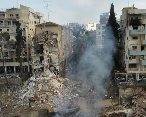 Iran launches new missile barrage as Israeli airstrikes continue