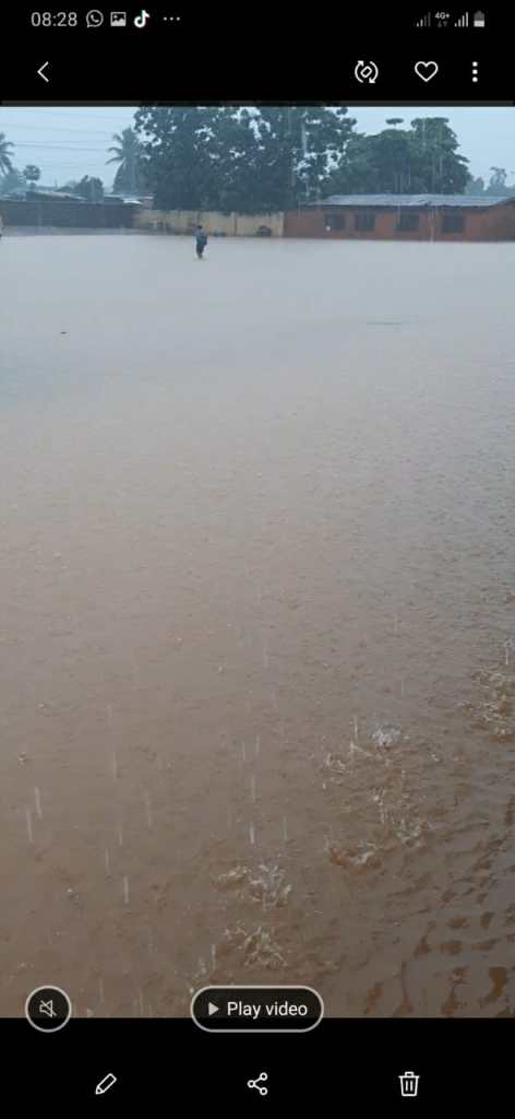 Devastating Floods Sweep Through Lagos Suburb, Destroying Properties and Displacing Families